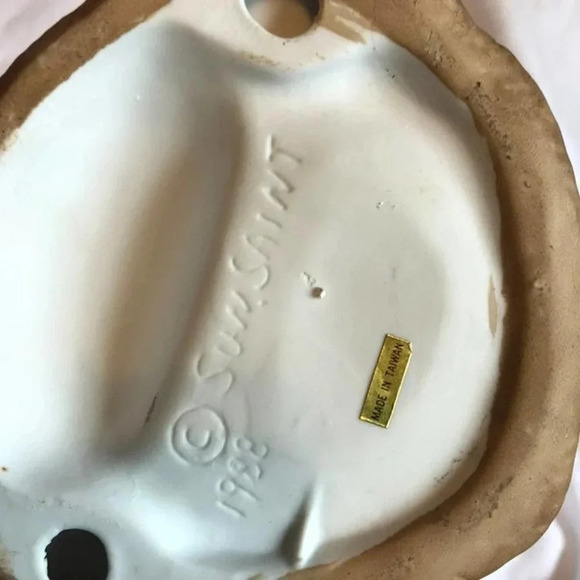 Vintage Sunsaint Puppies and the Puddle Home Decorative Collection 1988. - Picture 4 of 5